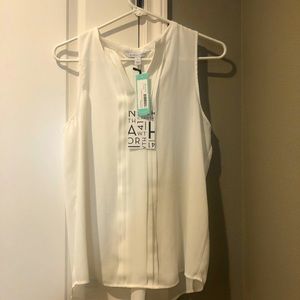 Brand new 41 Hawthorn sleeveless blouse.